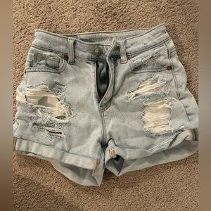 American Eagle Short Denim shorts!
